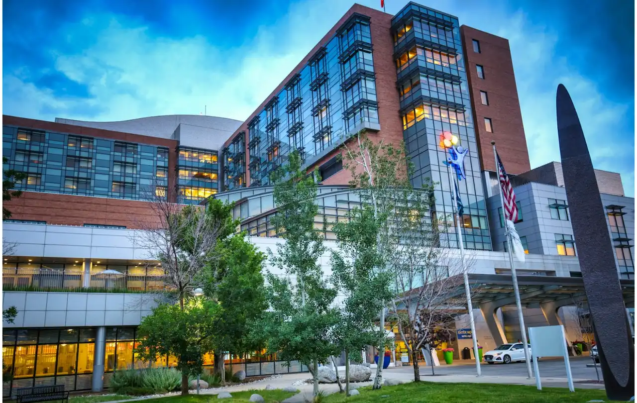 Commercial building campus connected by outdoor network infrastructure, illustrating LAN cable distance planning across large-scale Cat6 installations